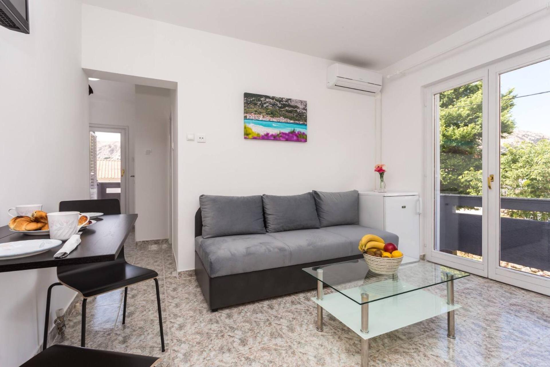 Apartments Bernardeta 2 巴斯卡 外观 照片
