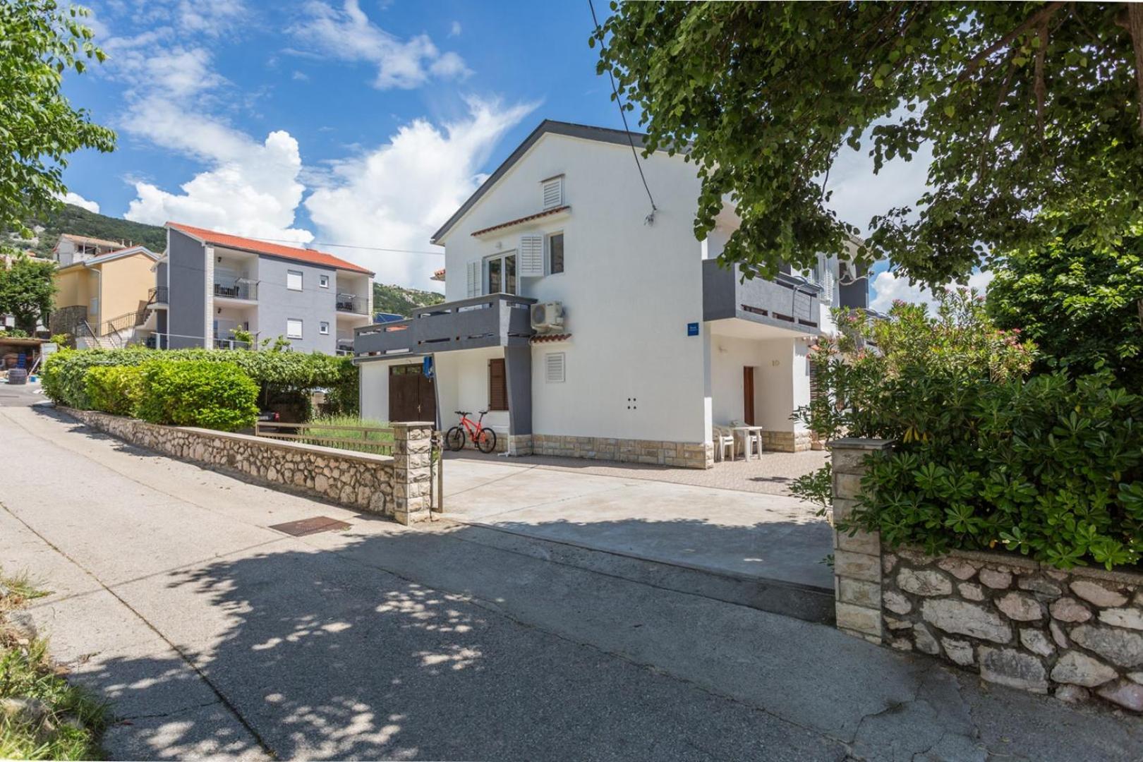 Apartments Bernardeta 2 巴斯卡 外观 照片