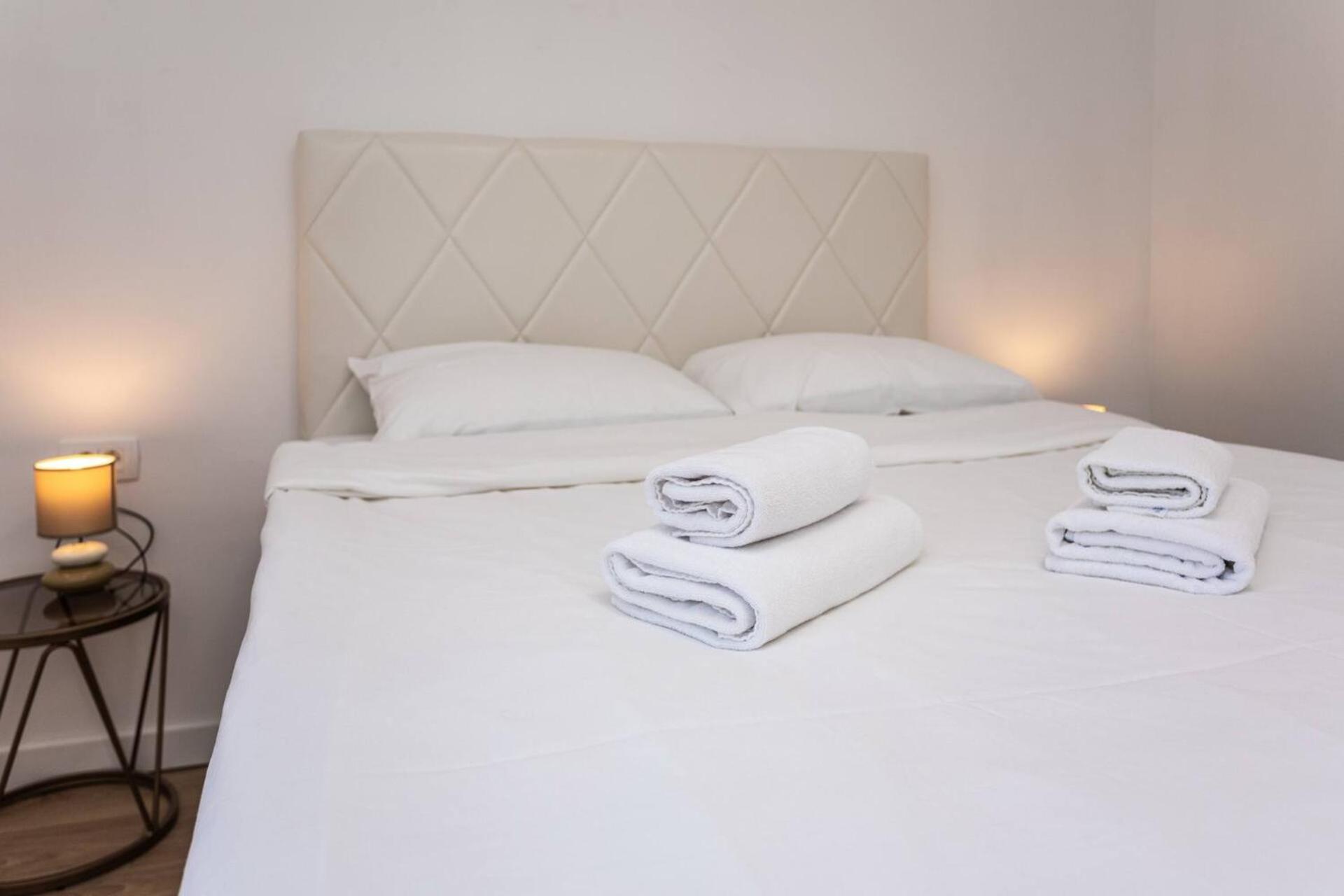 Apartments Bernardeta 2 巴斯卡 外观 照片