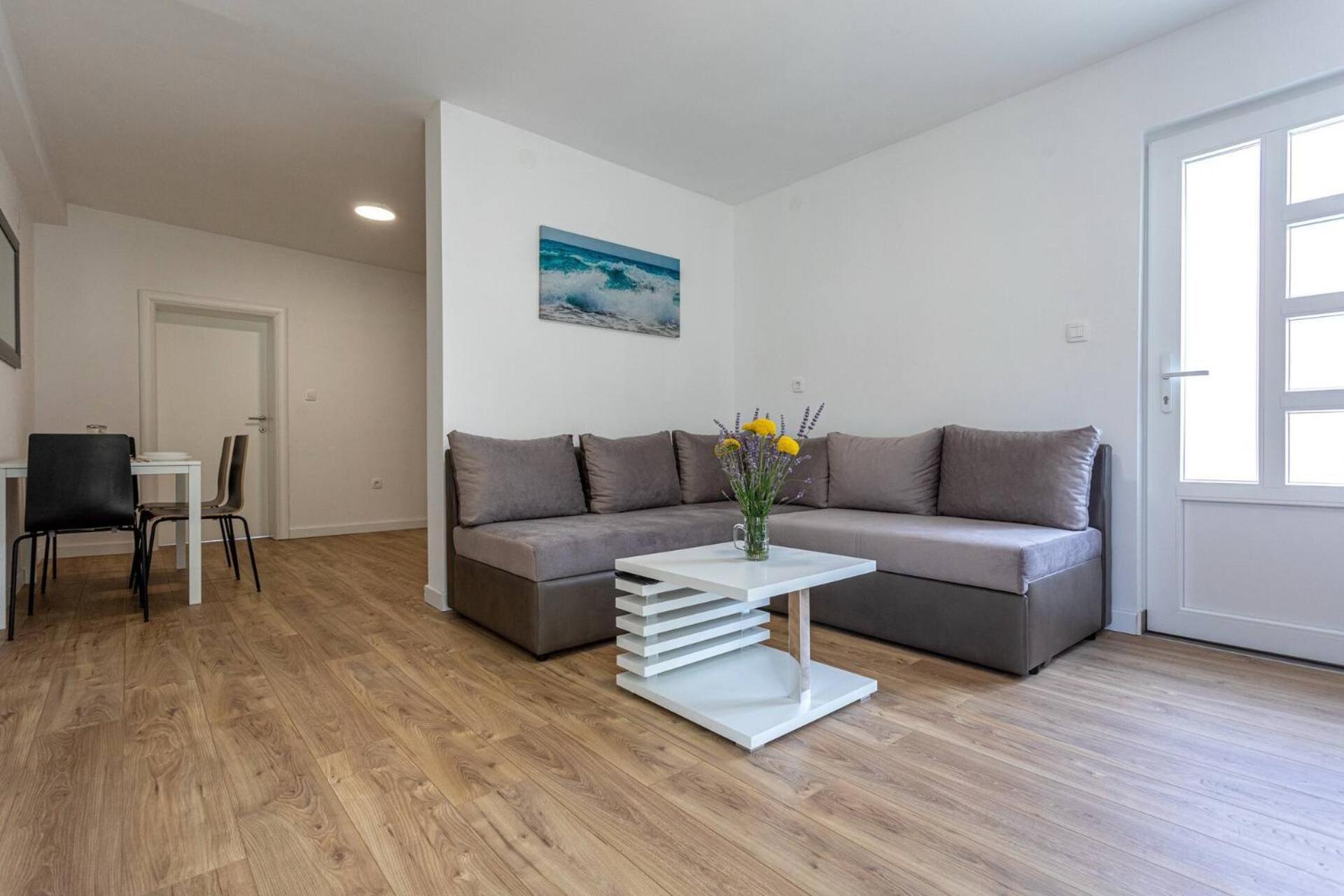 Apartments Bernardeta 2 巴斯卡 外观 照片