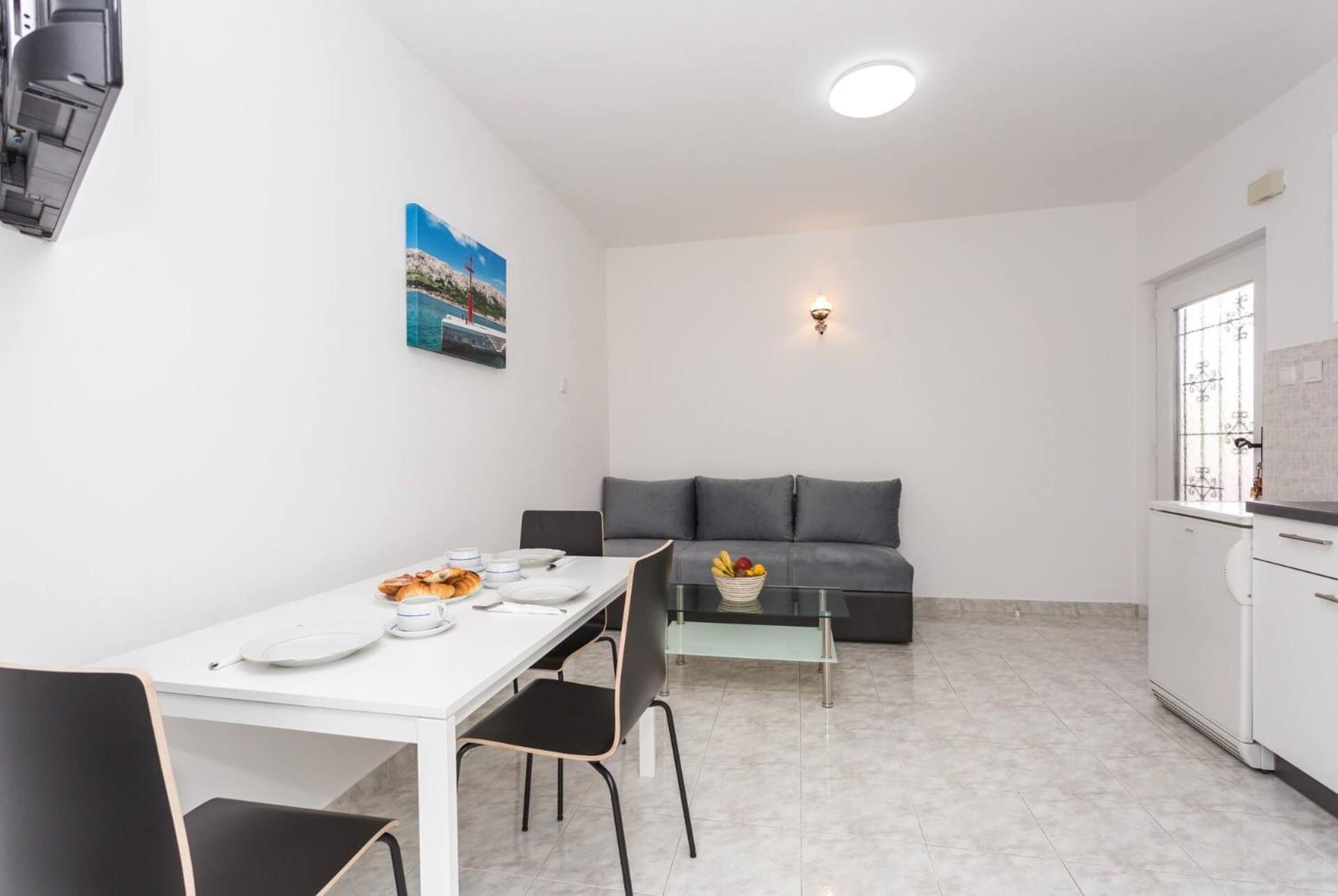 Apartments Bernardeta 2 巴斯卡 外观 照片