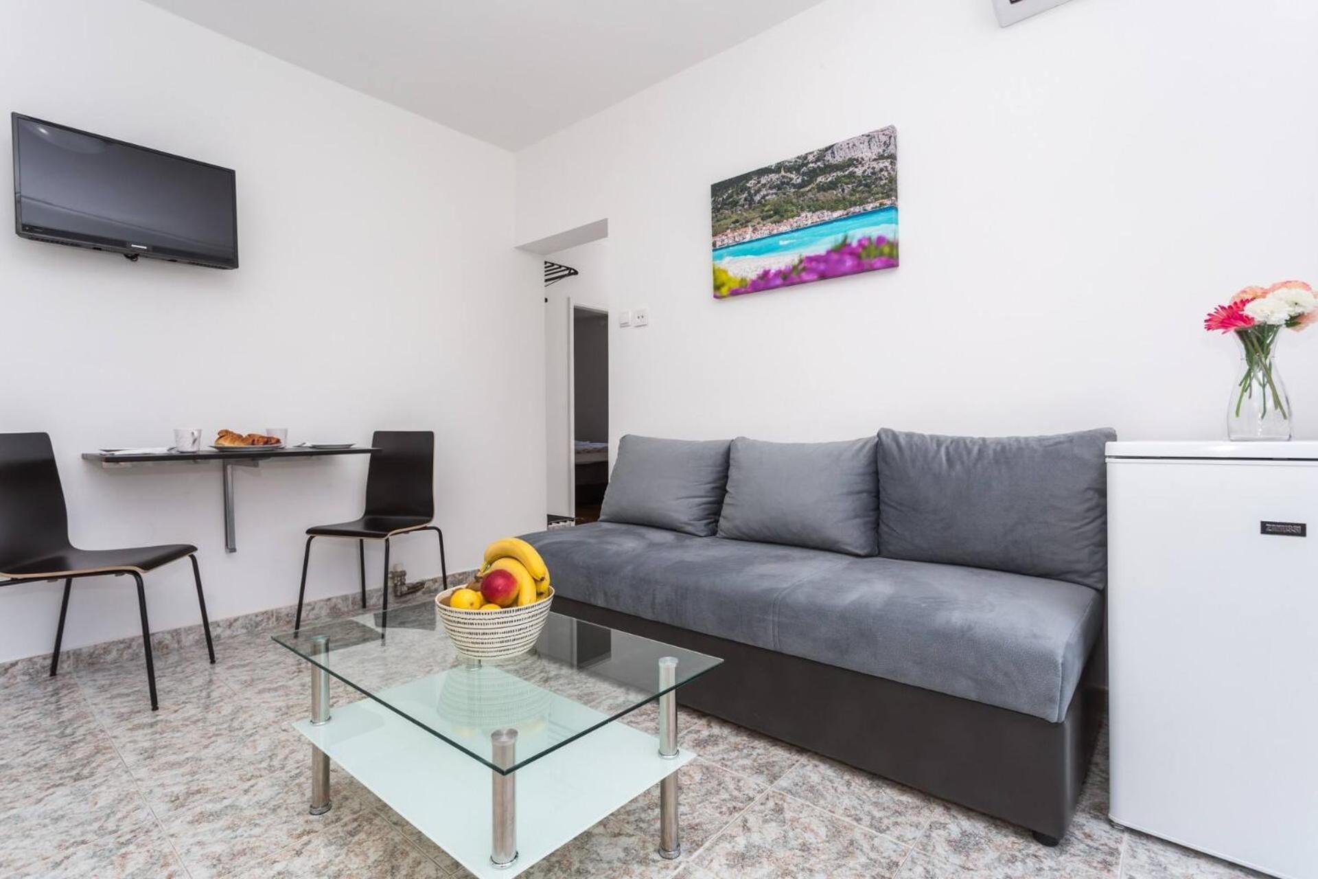 Apartments Bernardeta 2 巴斯卡 外观 照片